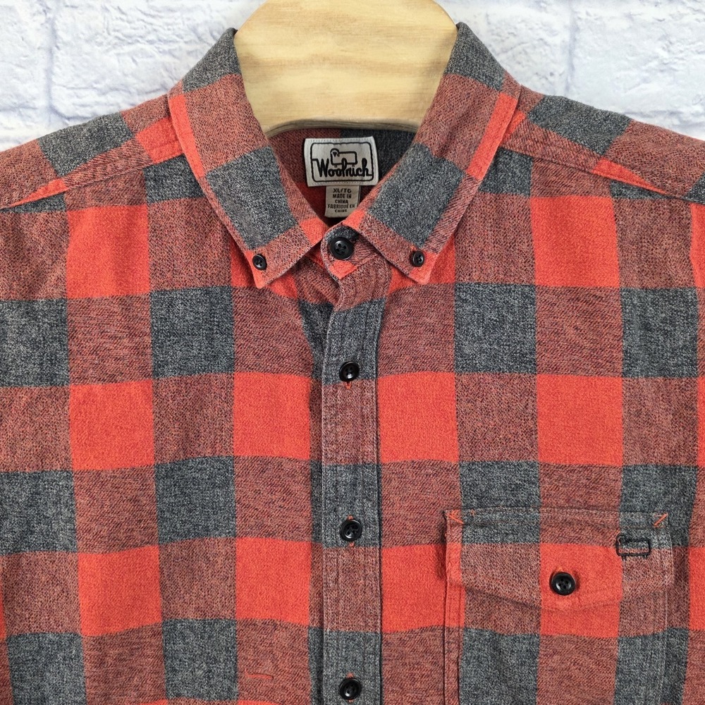 Vintage Woolrich Shirt Men Red Black Flannel Buffalo Plaid Front Pocket Size XL